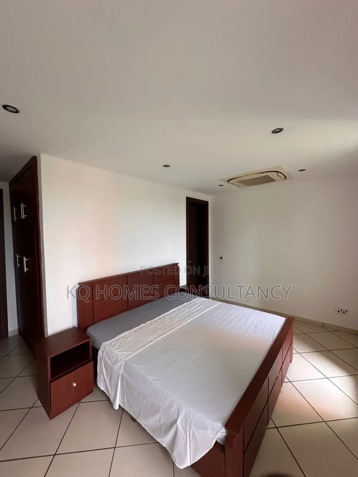 2bdrm Apartment in Villagio, Airport Residential Area for sale