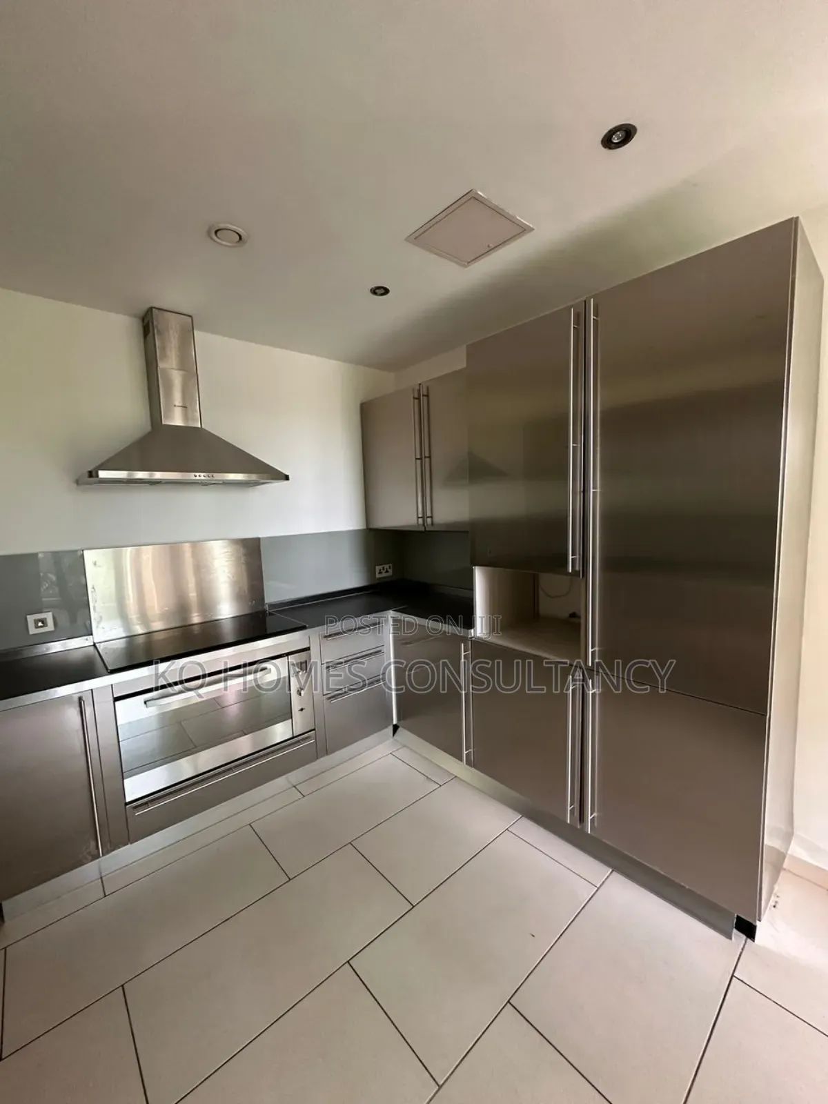 2bdrm Apartment in Villagio, Airport Residential Area for sale