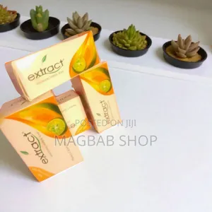 Extract Whitening Herbal Soap