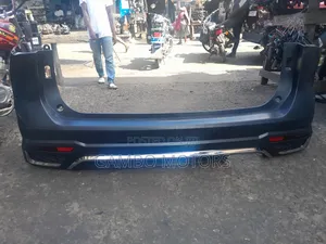 Toyota Highlander 2022 Back Bumper Se