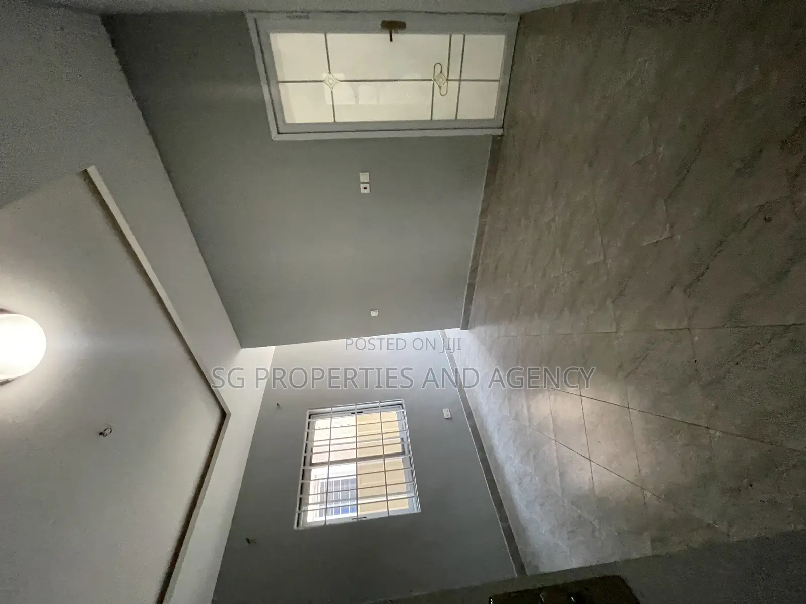 3bdrm House in Batsonaa, Baatsona Total for rent