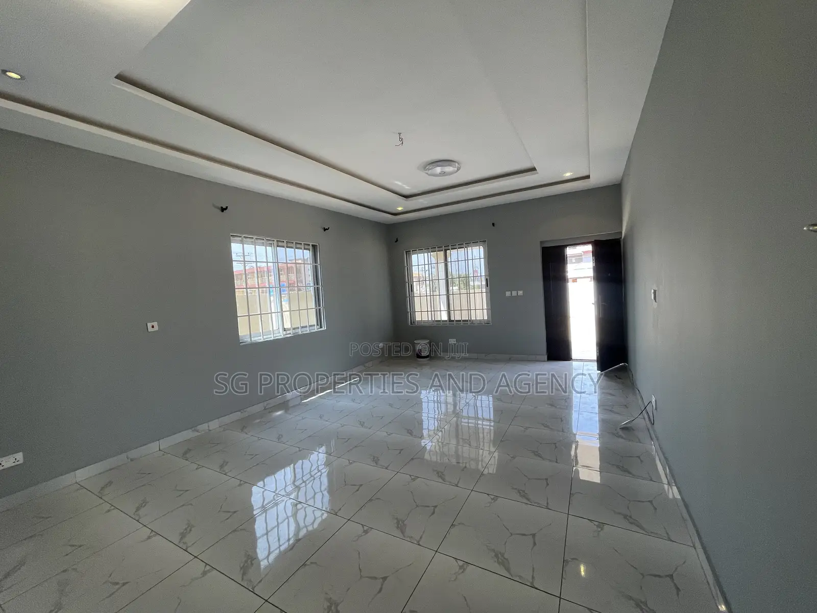 3bdrm House in Batsonaa, Baatsona Total for rent