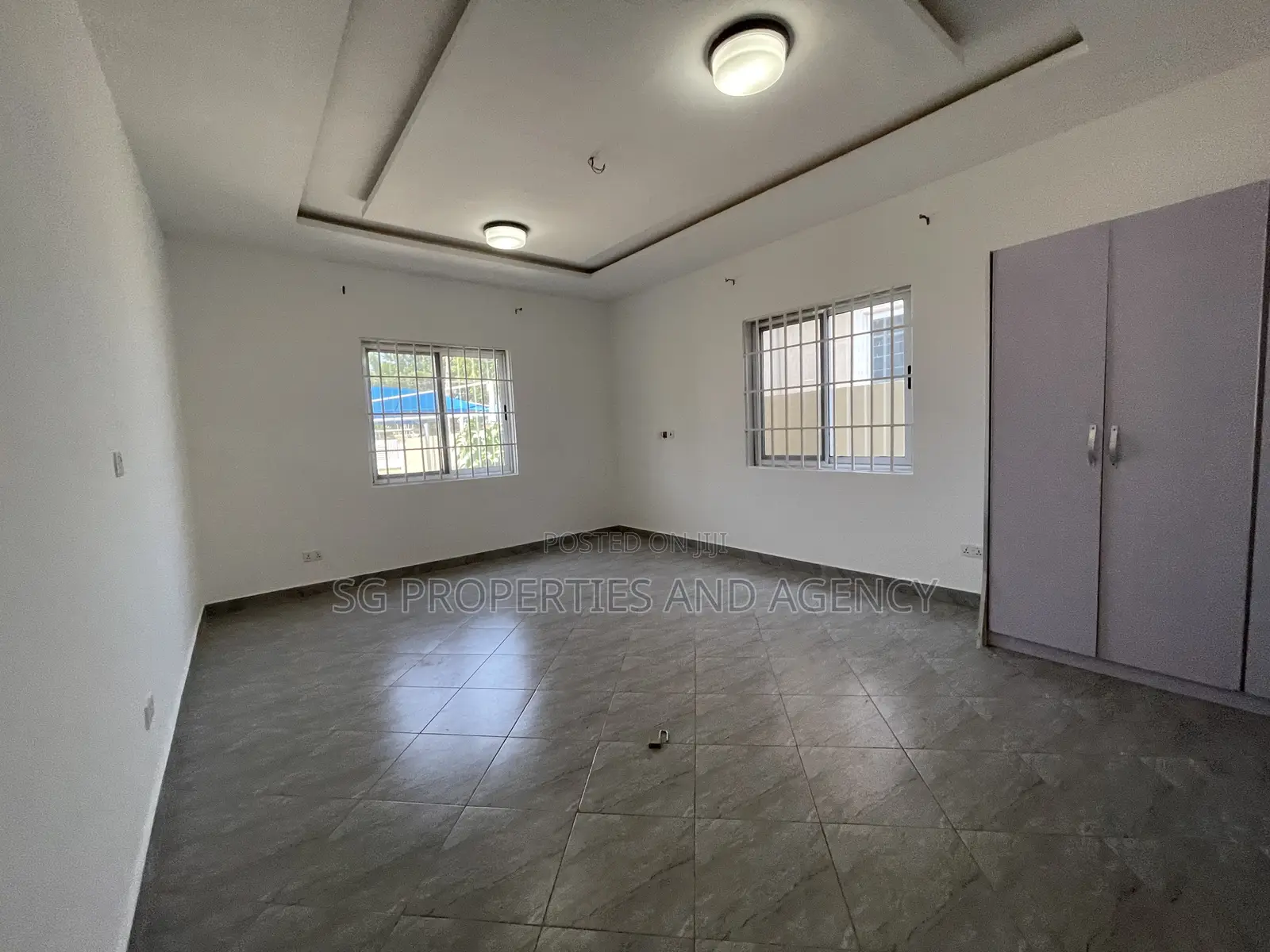 3bdrm House in Batsonaa, Baatsona Total for rent