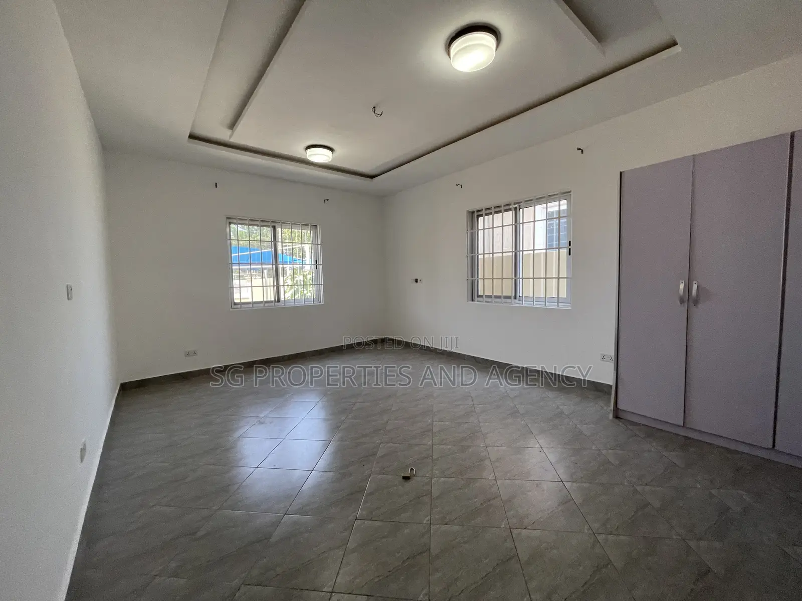3bdrm House in Batsonaa, Baatsona Total for rent