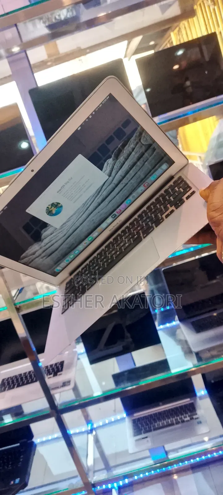 Laptop Apple MacBook Air 2017 8GB Intel Core i5 SSD 512GB