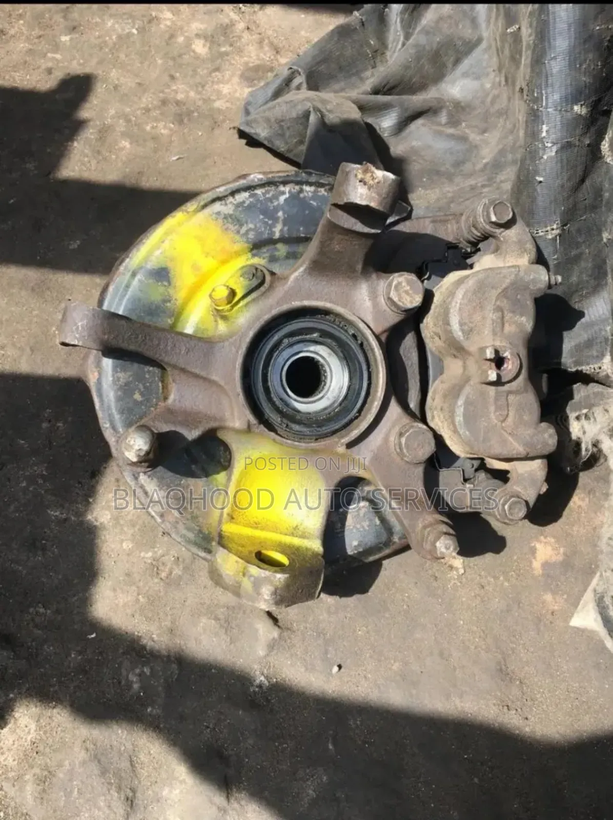 Hardbody (4x4 2x4) Complete Home Used Front Wheel Hub