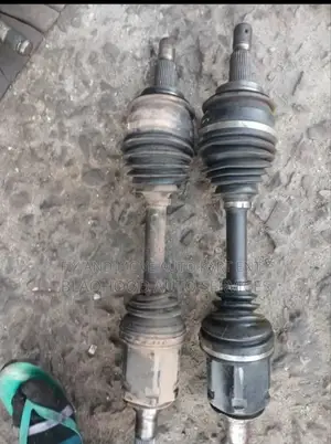 Toyota Prado/Hilux Home Used Front Drive Shaft Available