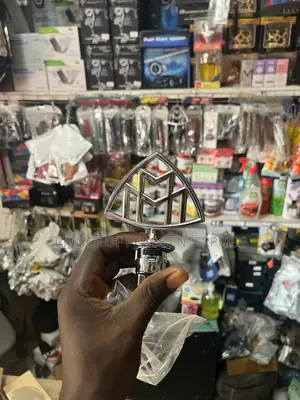 Mercedes Maybach Bonet Crown or Hood Crown