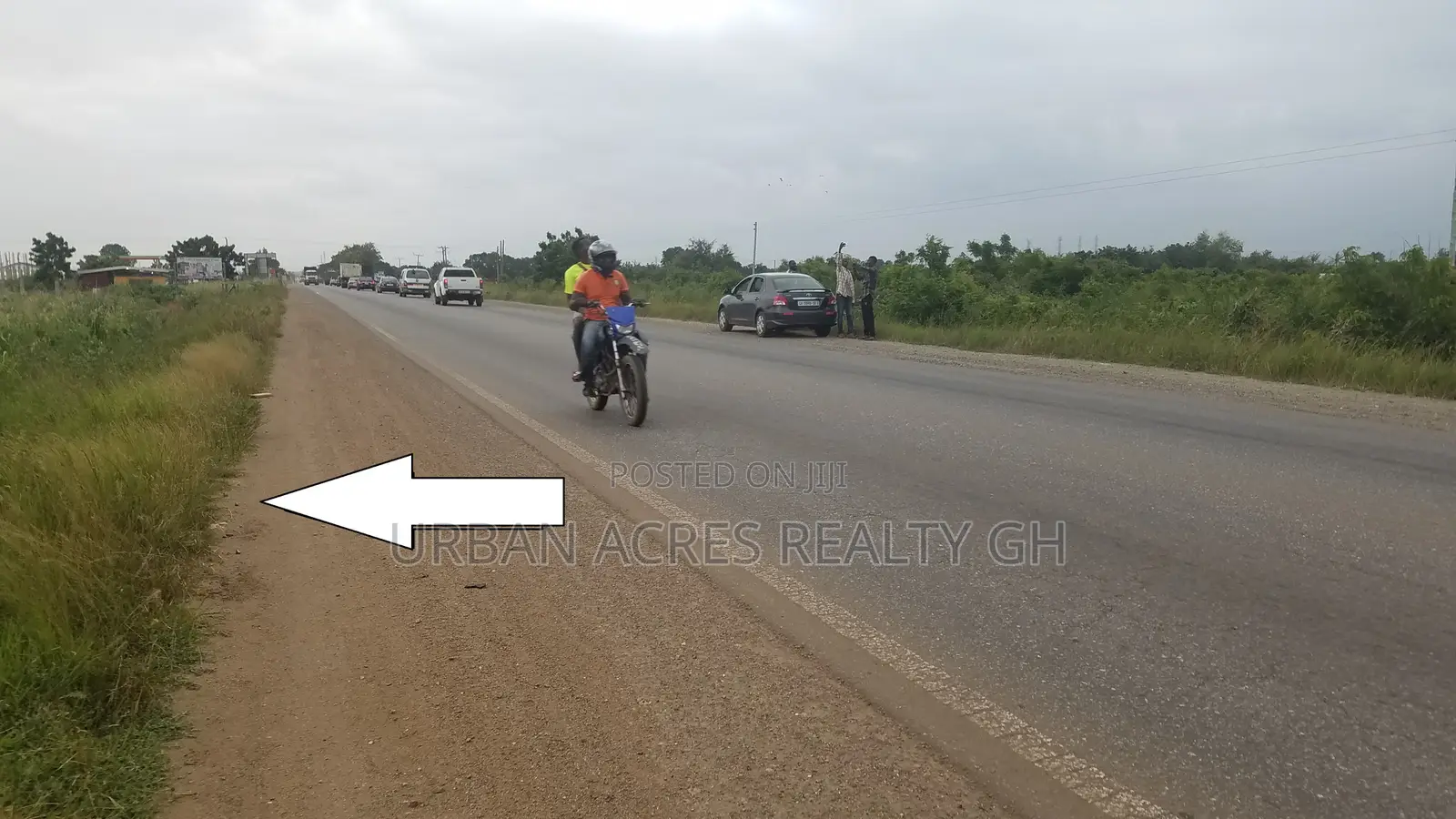GT ACCRA, (TEMA - AKOSOMBO ROAD) _ 8 Plots Roadside Land
