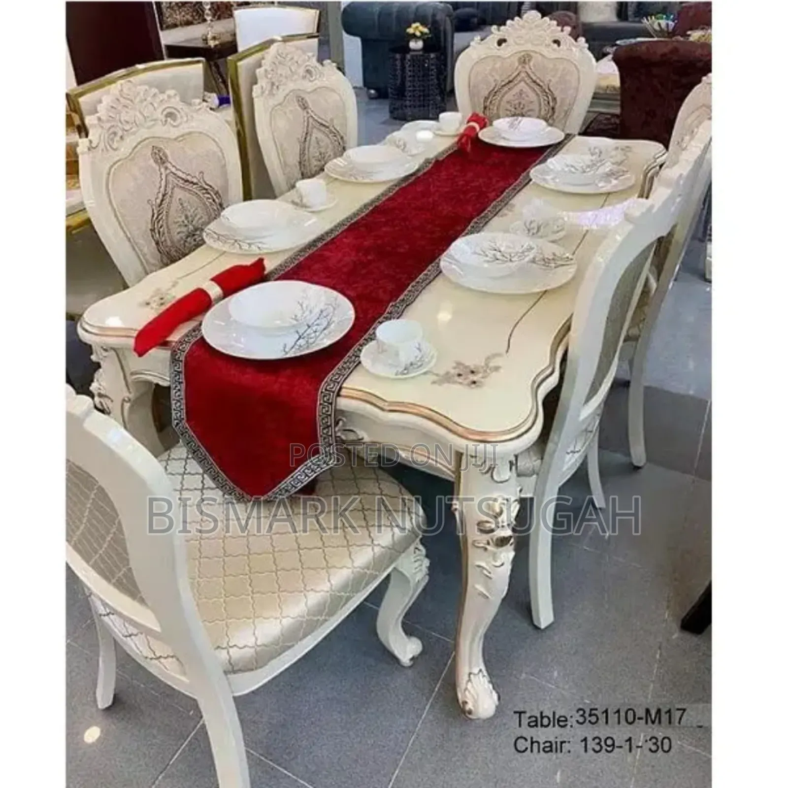 New Design Luxury Royal Dining Table