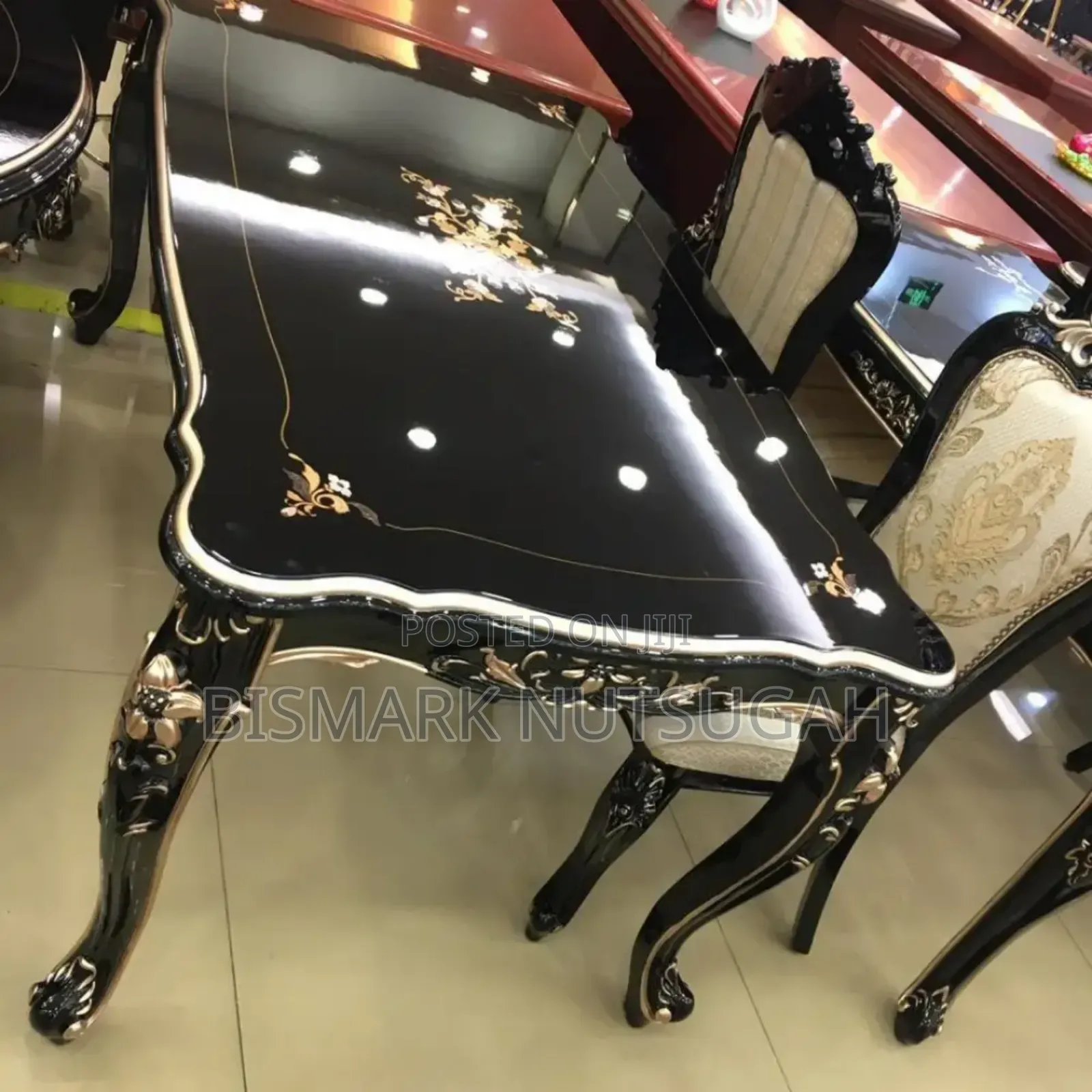 New Design Luxury Royal Dining Table