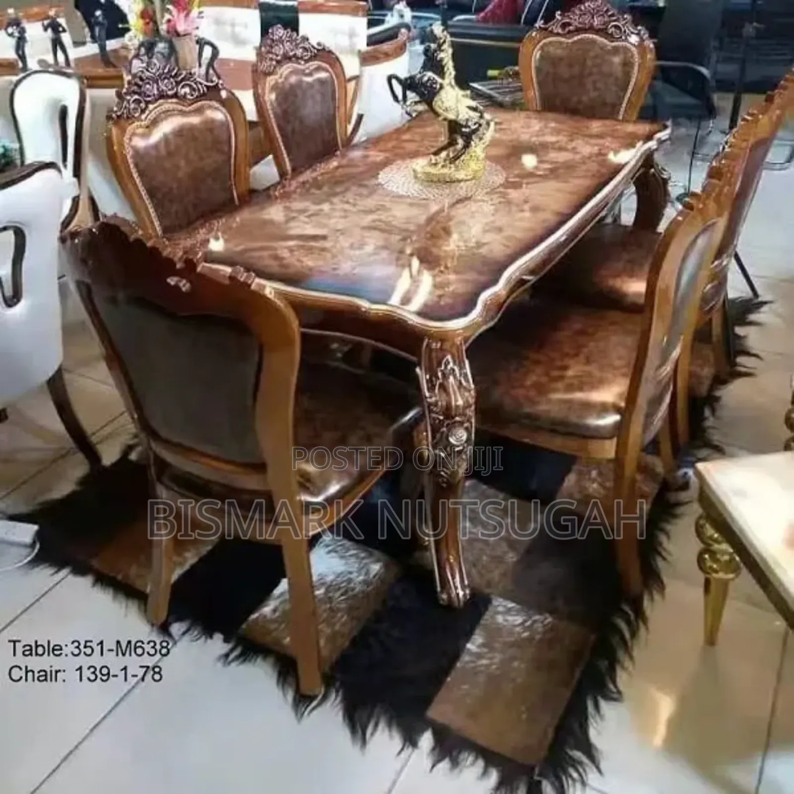 New Design Luxury Royal Dining Table