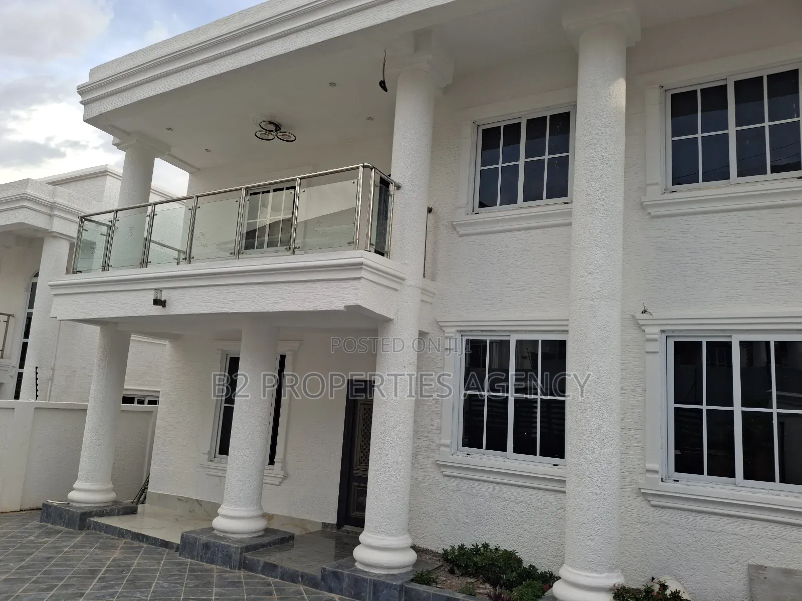 Furnished 4bdrm Duplex in B2 Properties Agency, Kumasi Metropolitan