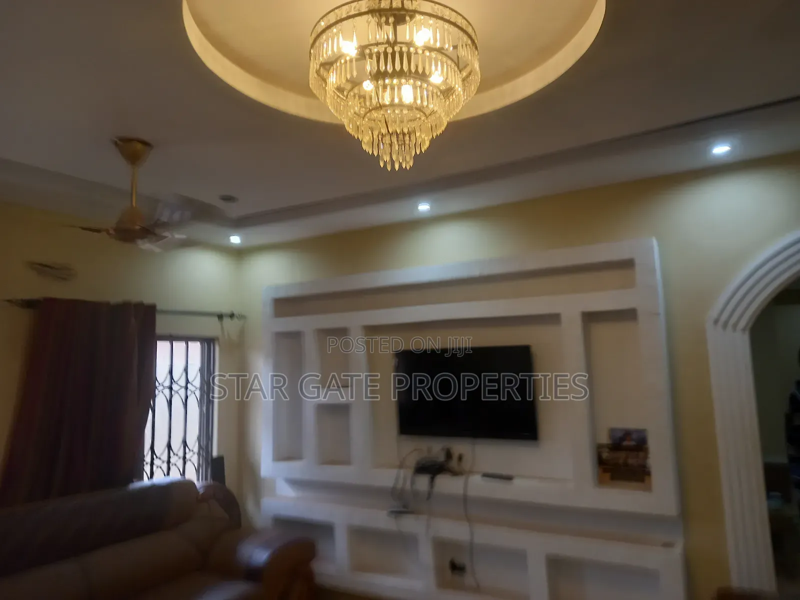 4bdrm House in Apromoase, Kumasi Metropolitan for sale