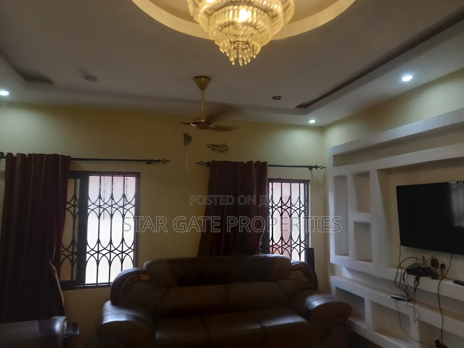 4bdrm House in Apromoase, Kumasi Metropolitan for sale