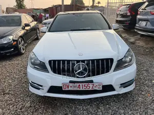 Photo - Mercedes-Benz C250 2014 White