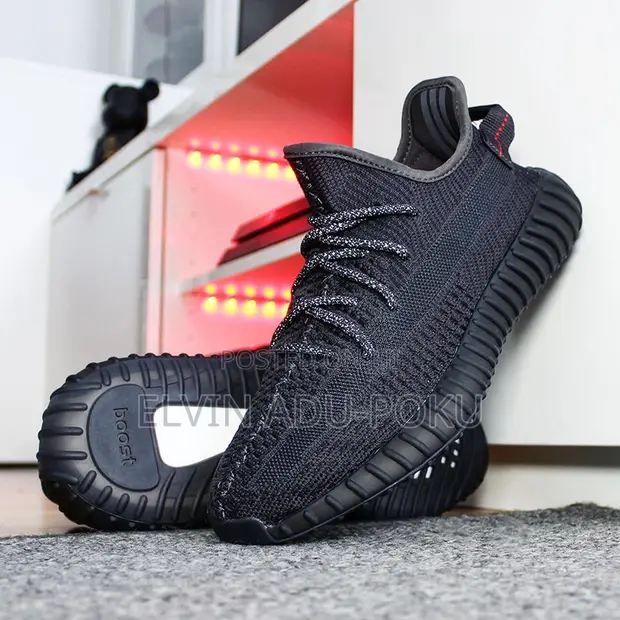 Adidas Yeezy Boost 350 V2 Static Black for sale - Elvin Adu-poku  Price:  GH 420 on Jiji.com.gh [Dansoman]