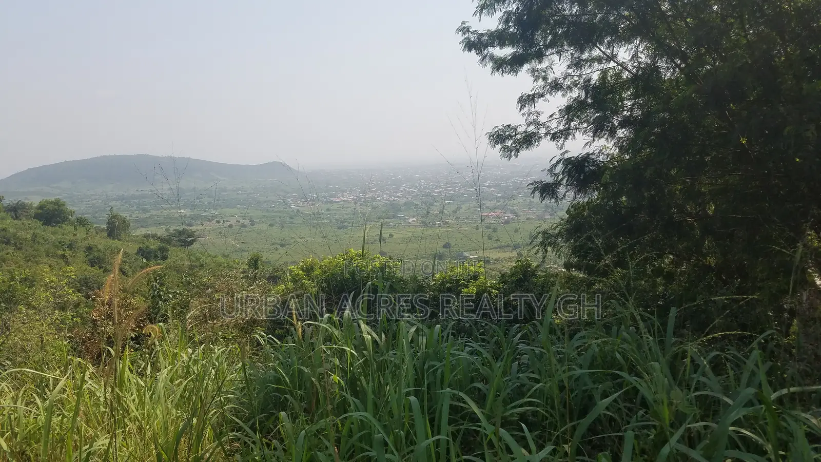 E/R - Aburi Mountain, (Peduase) _ 4 Plots (0.68 Acre) Land