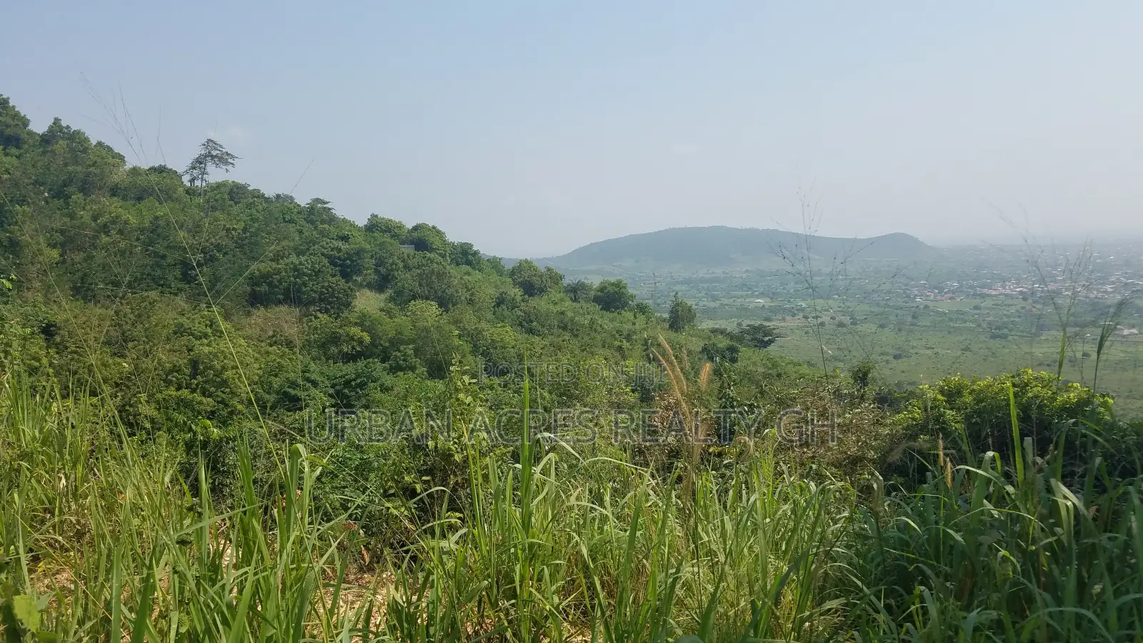 E/R - Aburi Mountain, (Peduase) _ 4 Plots (0.68 Acre) Land