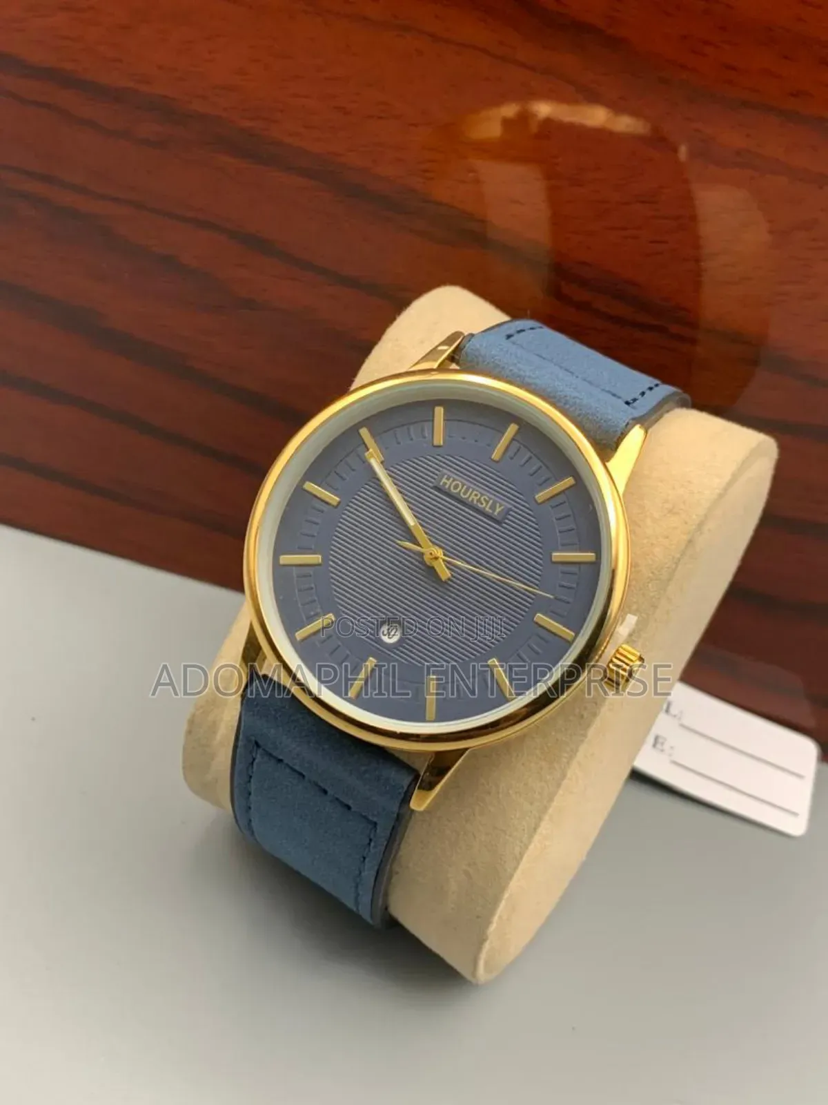 Hoursly Anti-Fade Authentic Watch