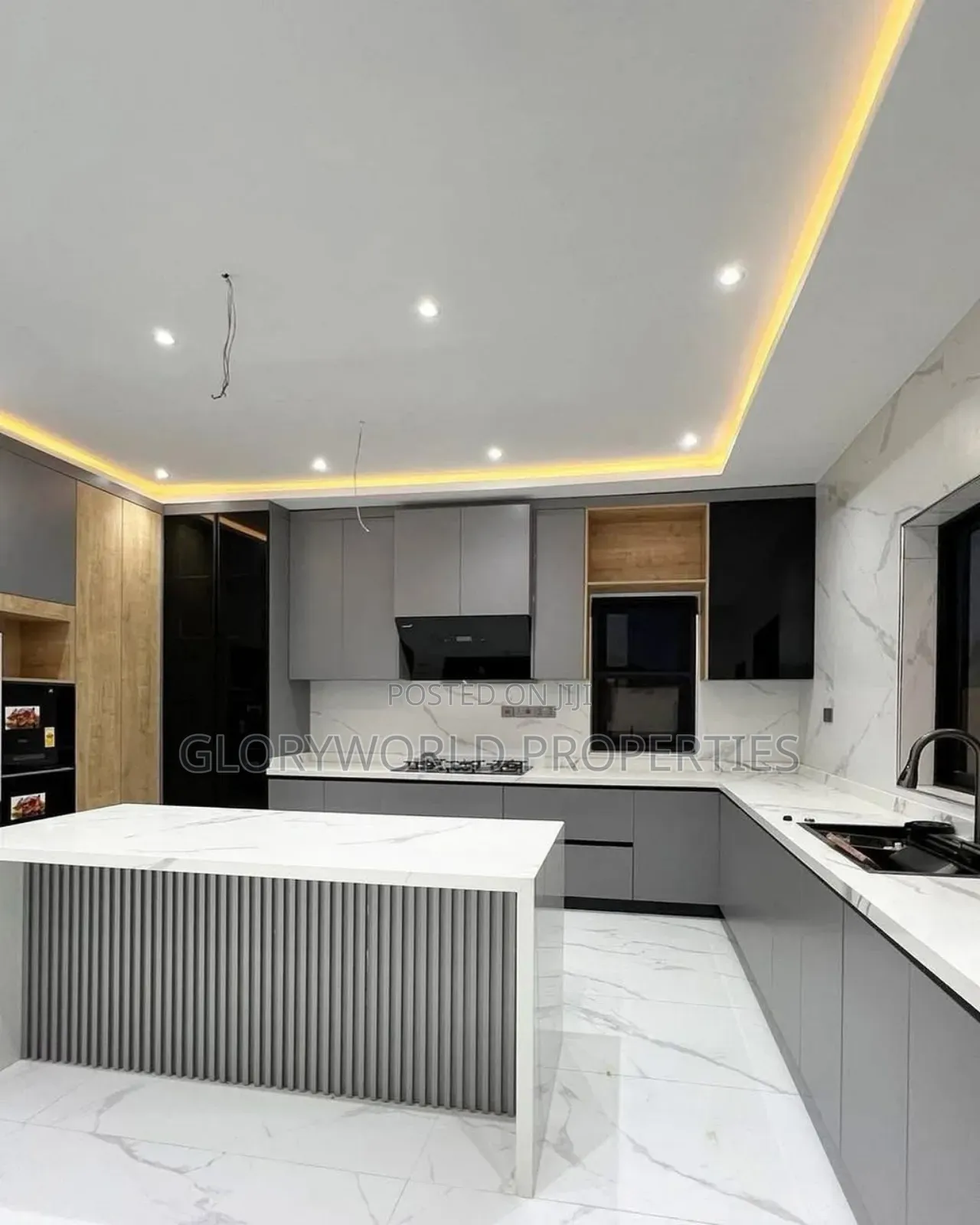 5bdrm House in School Junction for sale