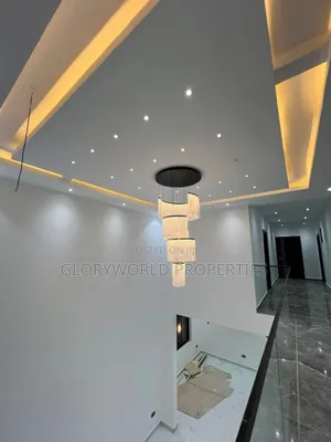 5bdrm House in School Junction for sale