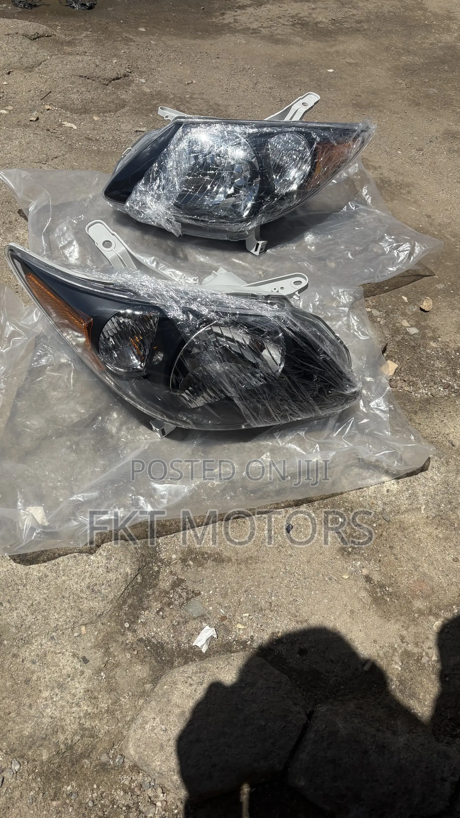 Pontiac Vibe Headlight Dark Sports 2002,2003,2004,2005,2006,