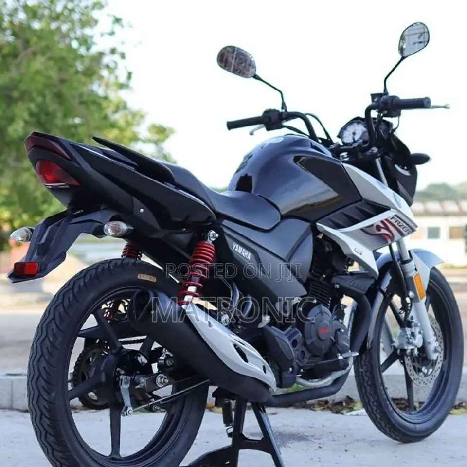 Yamaha 2023 Black