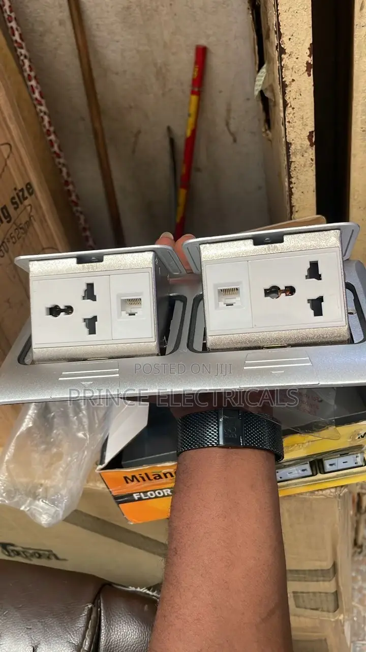 Quality Floor Socket With Data