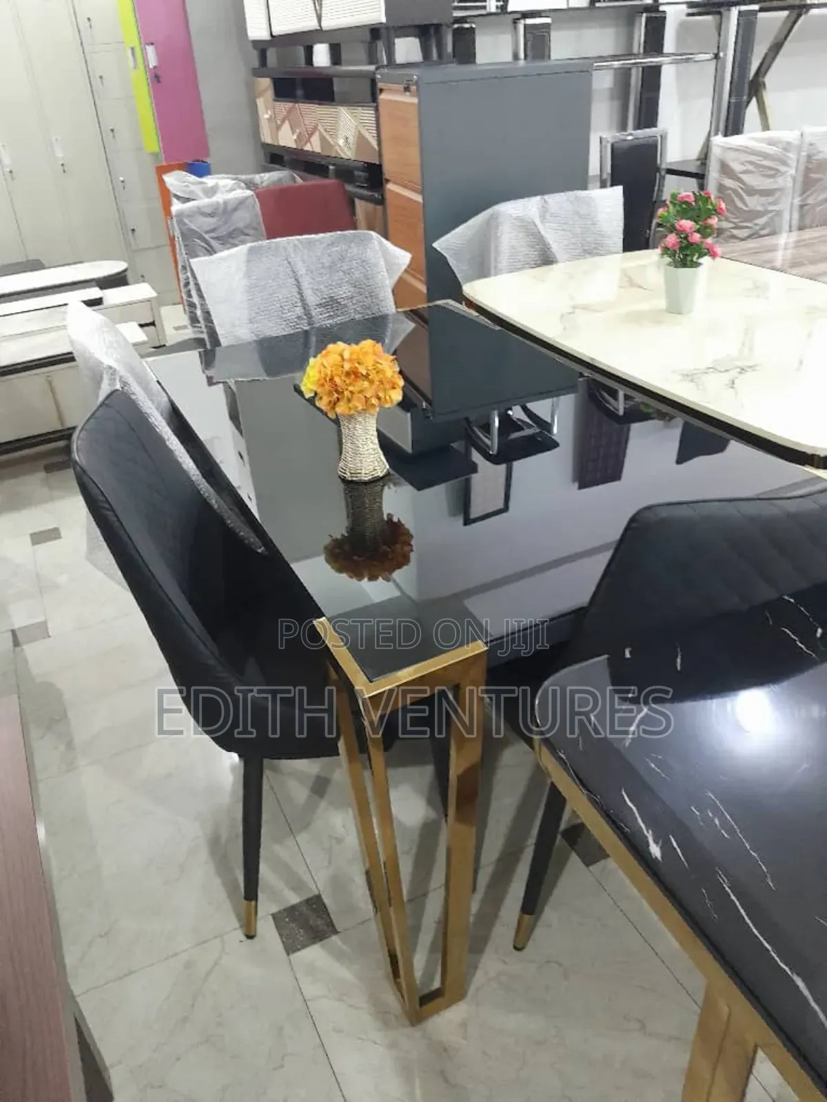 Cooperate Dining Set