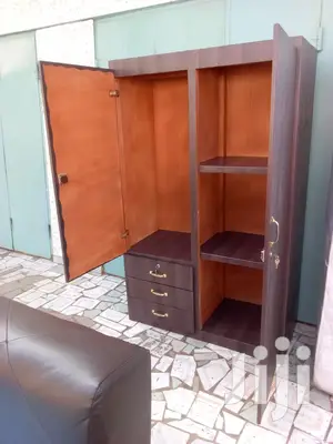 New Double Door Wardrobe.Free Delivery