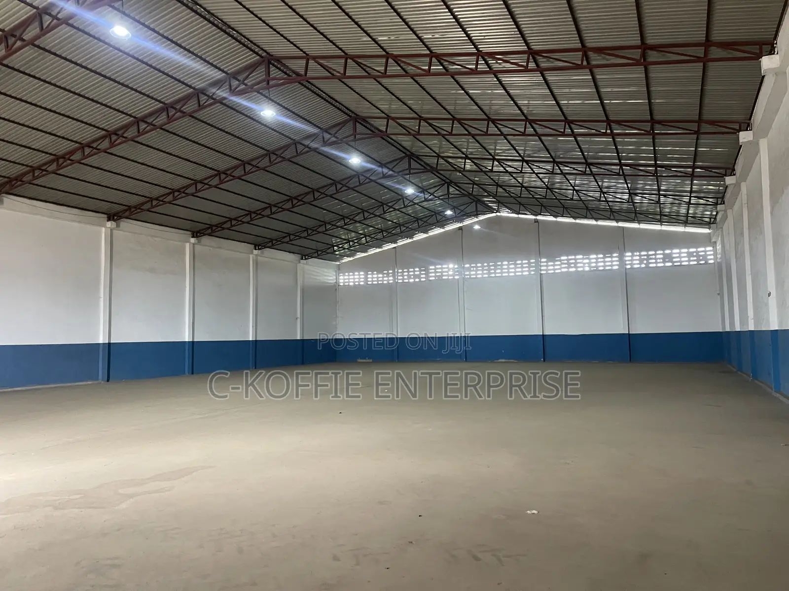 1000 SQM Warehouse at Airport