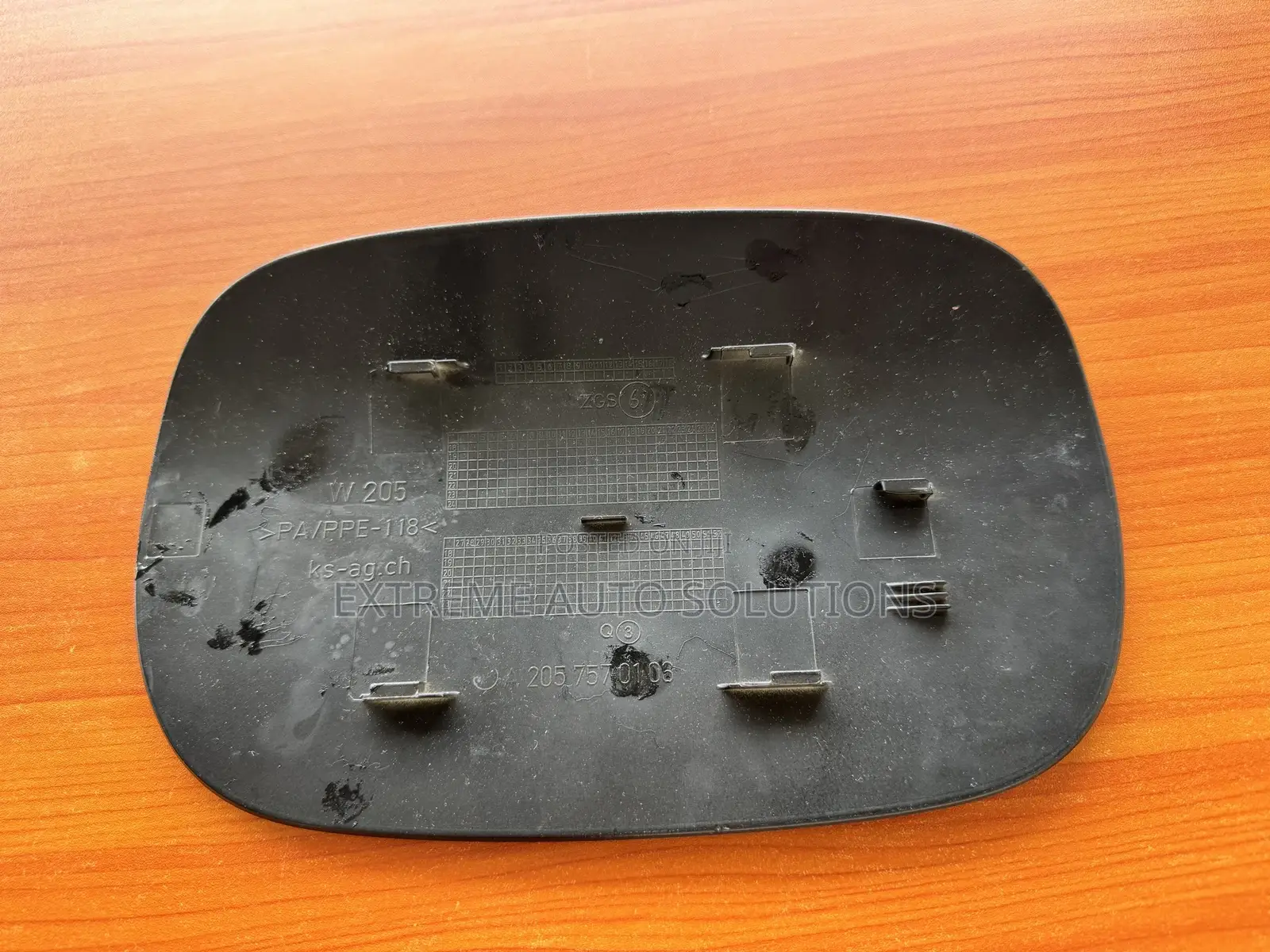 Mercedes C Class Fuel Filler Flap Door A205