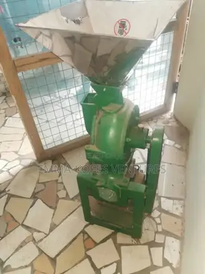 *Hammer Mill Grinder for Sale - Grinds Herbs, Roots, Leaves