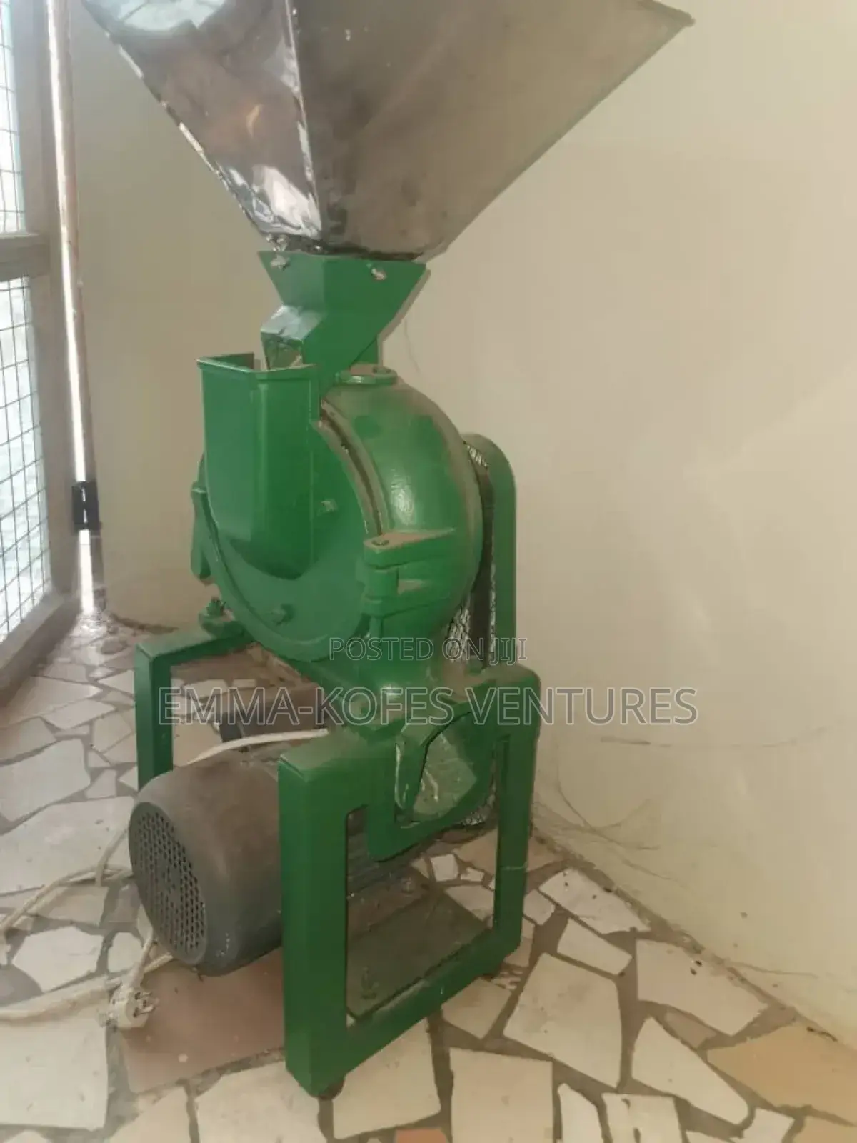 *Hammer Mill Grinder for Sale - Grinds Herbs, Roots, Leaves
