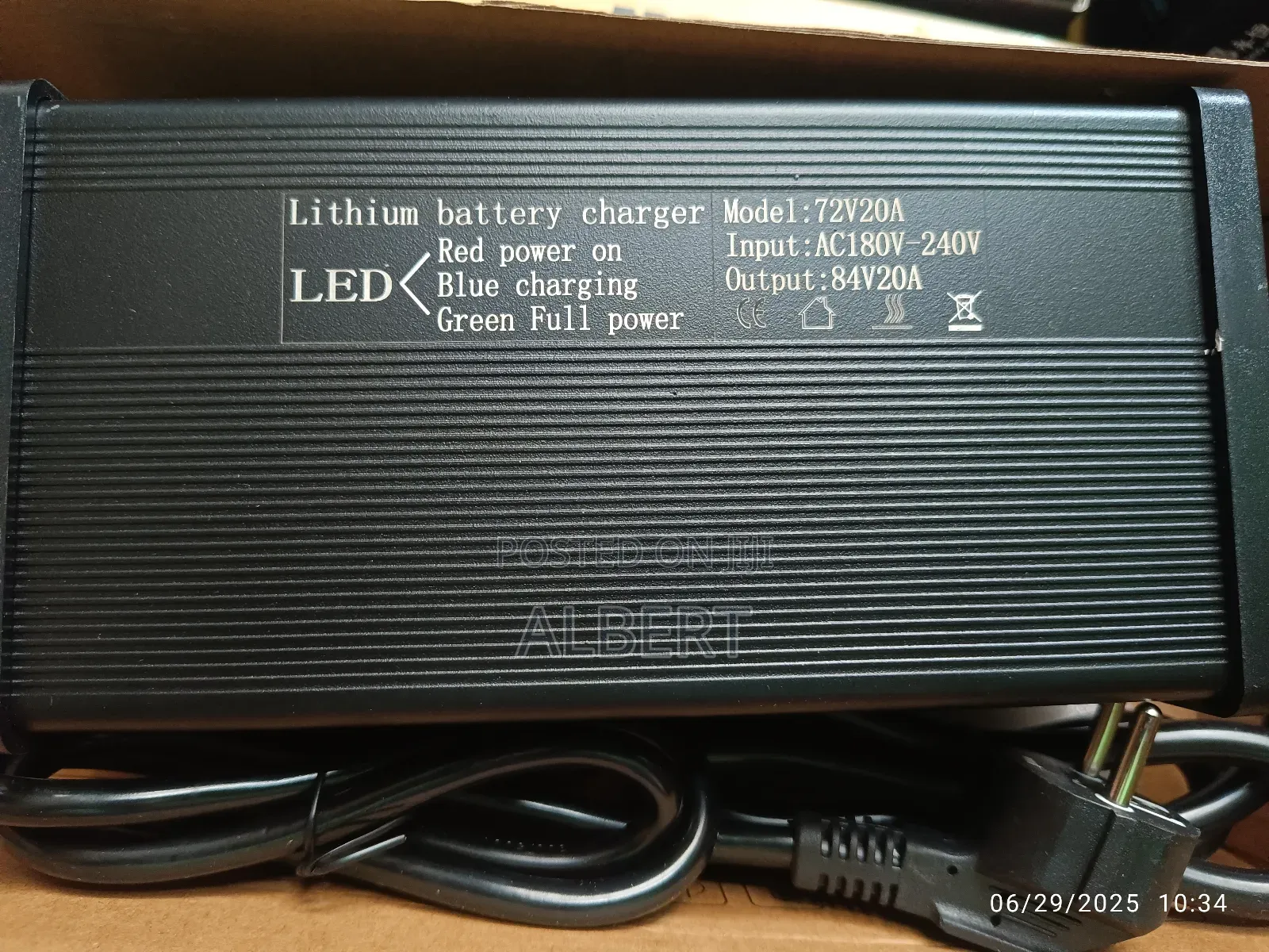 60v 72v 20a Lithium Charger for Ev/Bike