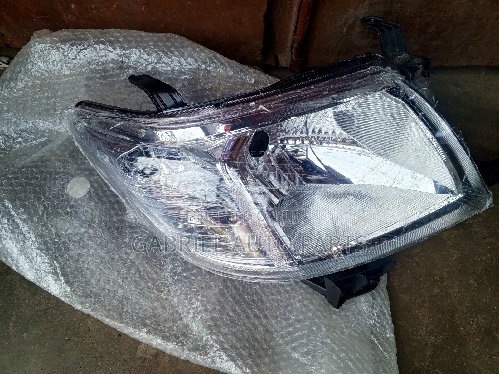 Toyota Hilux Headlight 2012,Set)