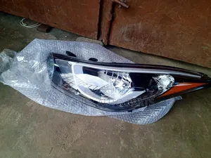 (1set)Hyundai Elantra Headlights 2014,2015,2016