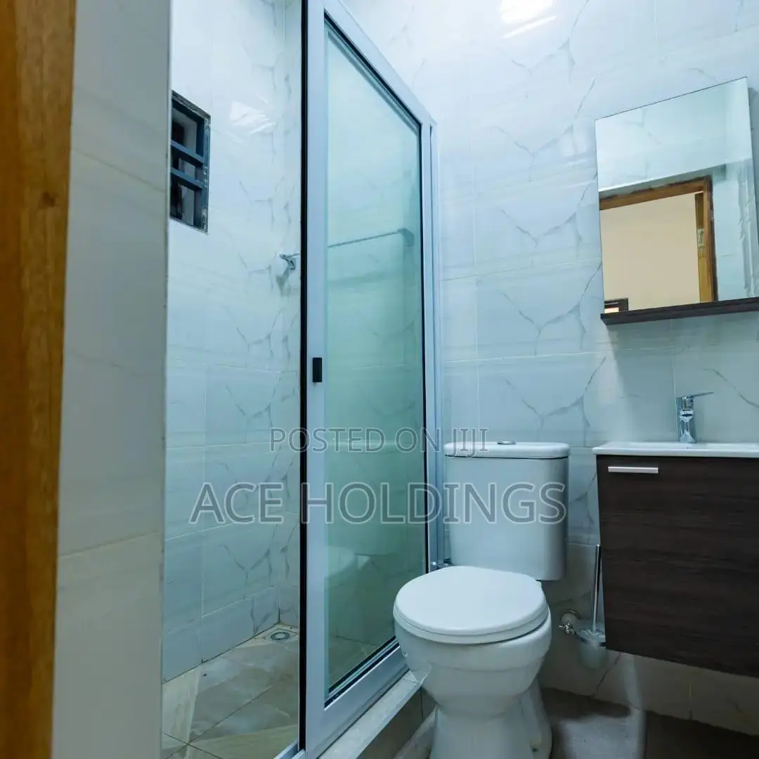 4bdrm Townhouse / Terrace in Achimota for rent