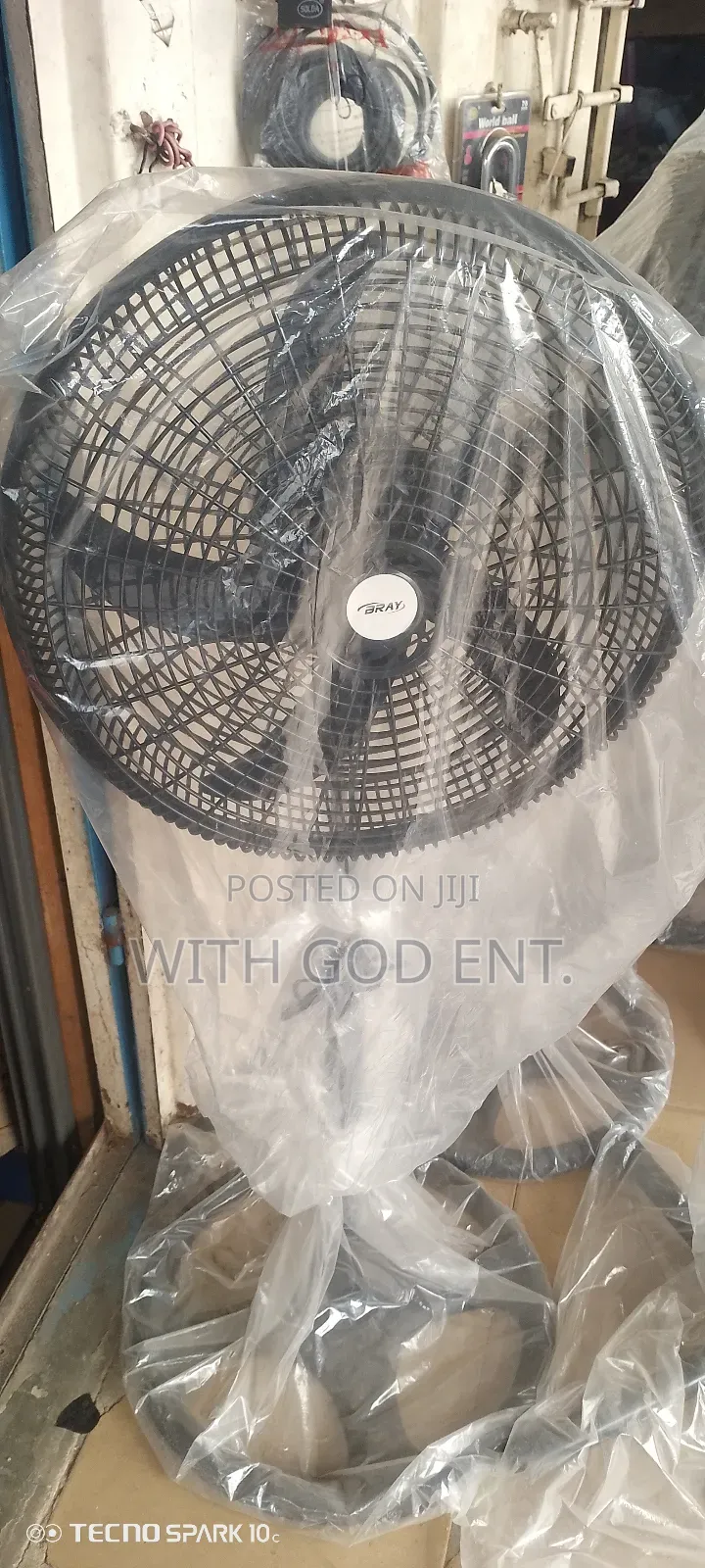 Brand New Standing Fans – Different Brands Sizes Available