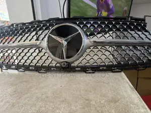Mercedes Benz C300 W206 2020 Diamond Grille/ Shells