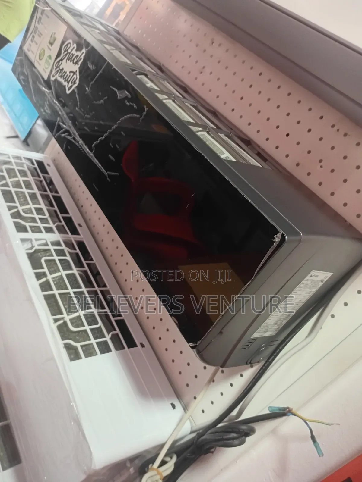 Black Beauty Mirror Ac in Box 1.5hp
