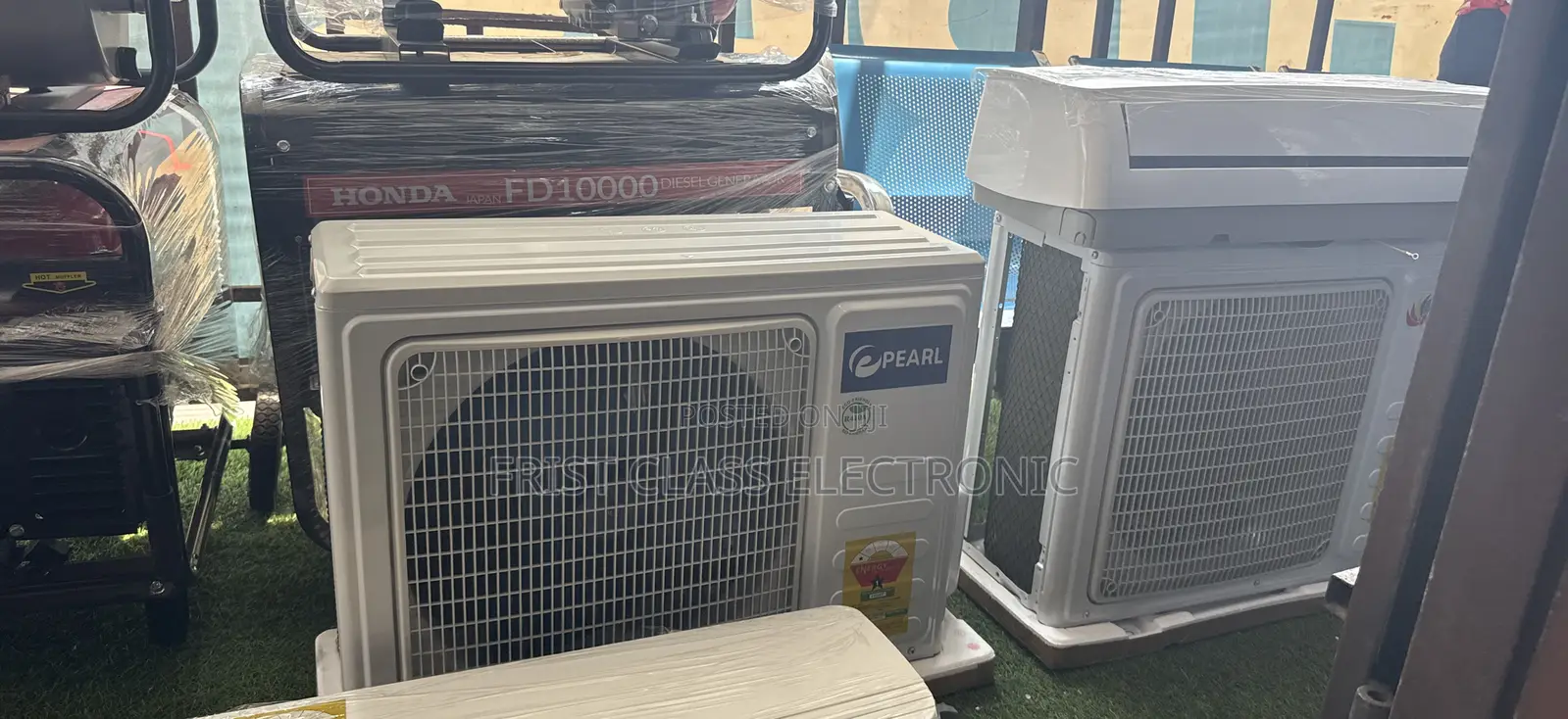 Roch Split R410 Air Condition 1.5hp Air Condition