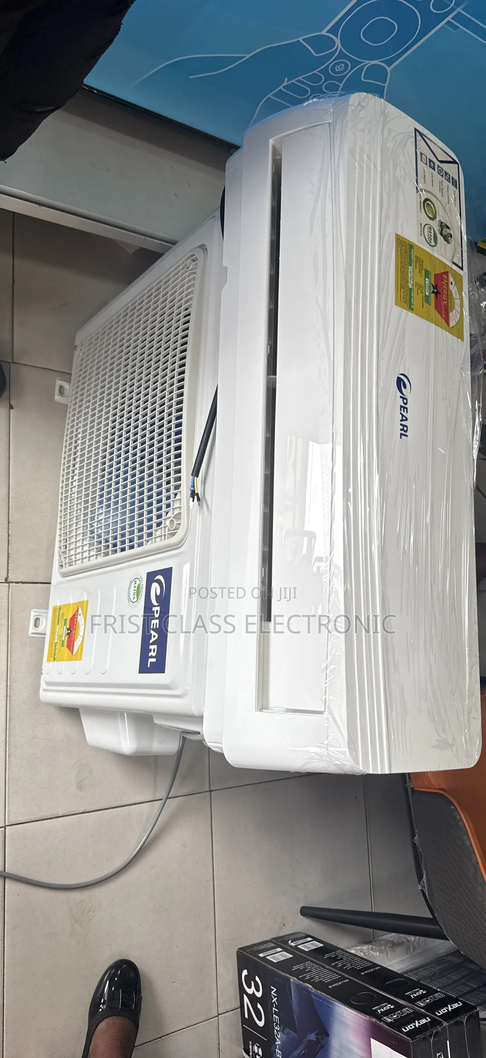 Powerful Split 1.5hp Air Condition 12000btu / New in Box
