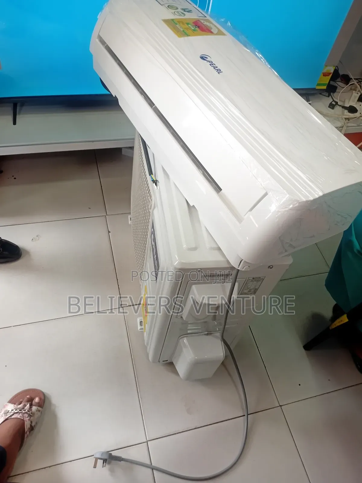 Split R410 Gas Remote Control Air Conditioner