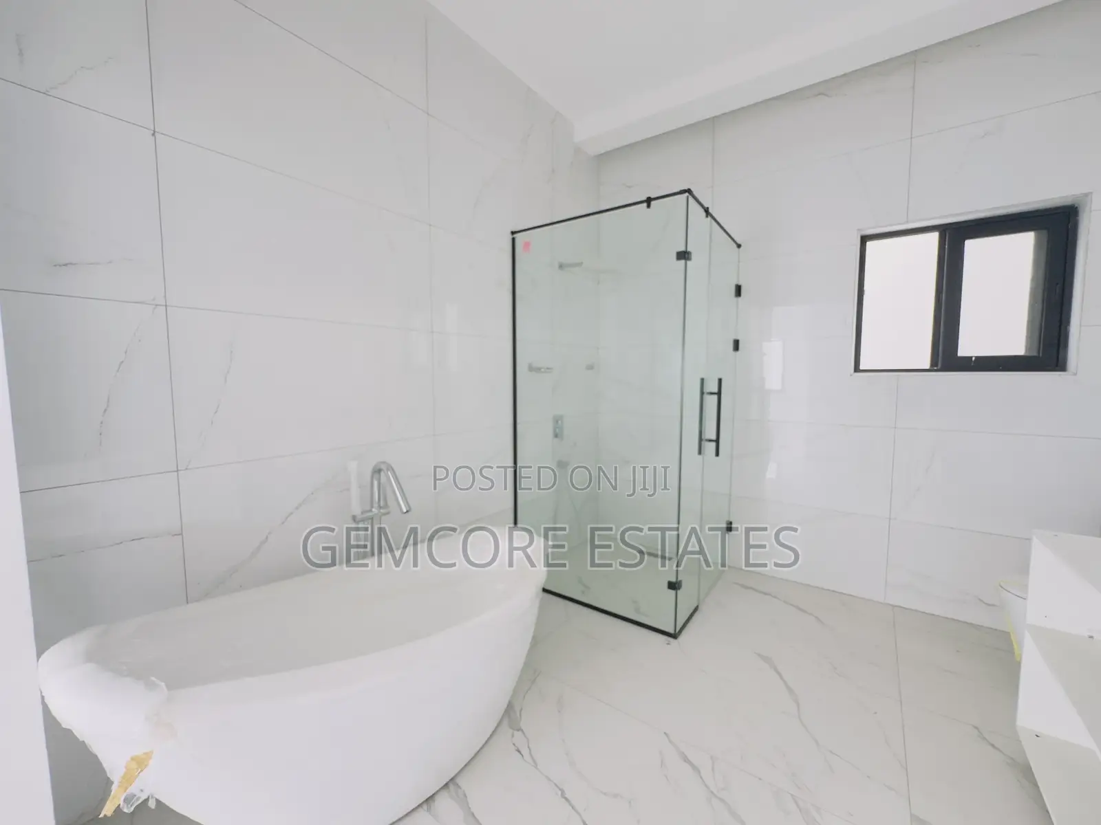 4bdrm House in East Legon for sale