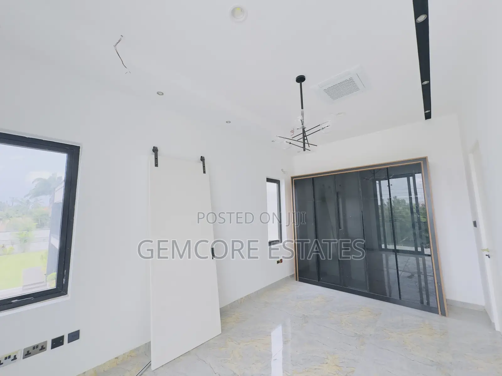 4bdrm House in East Legon for sale