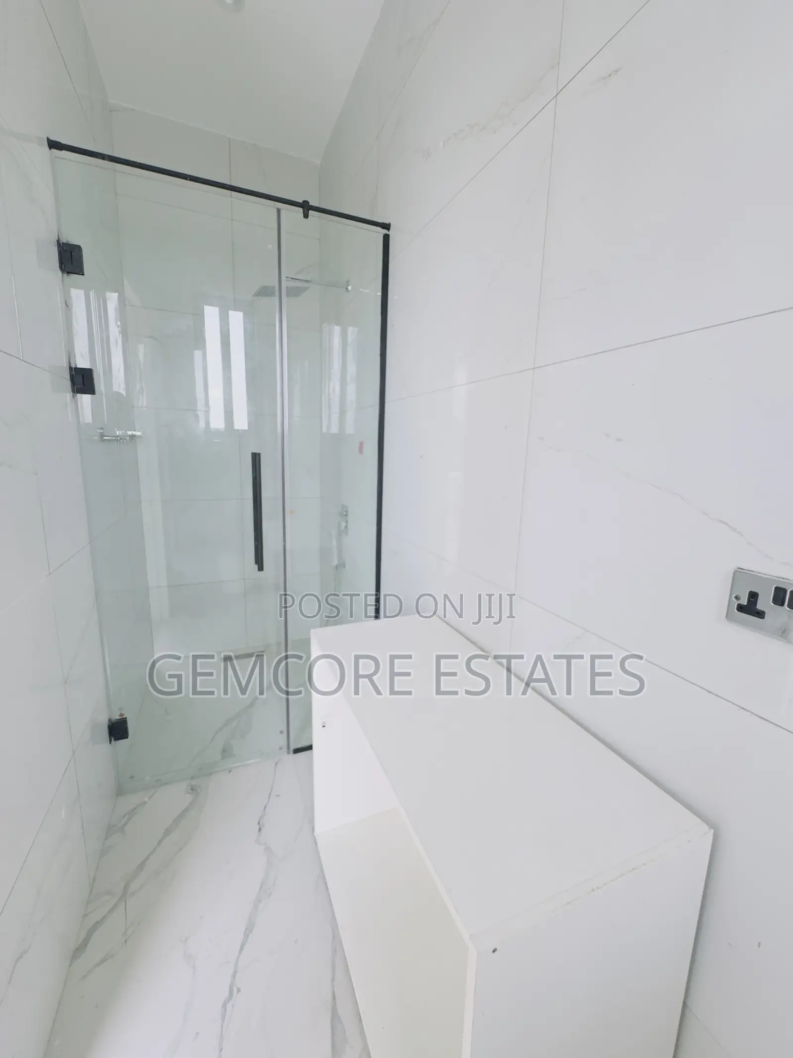 4bdrm House in East Legon for sale