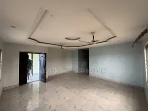 3bdrm Apartment in Bee 🐝 Decor & Homes, Old Ashomang for rent