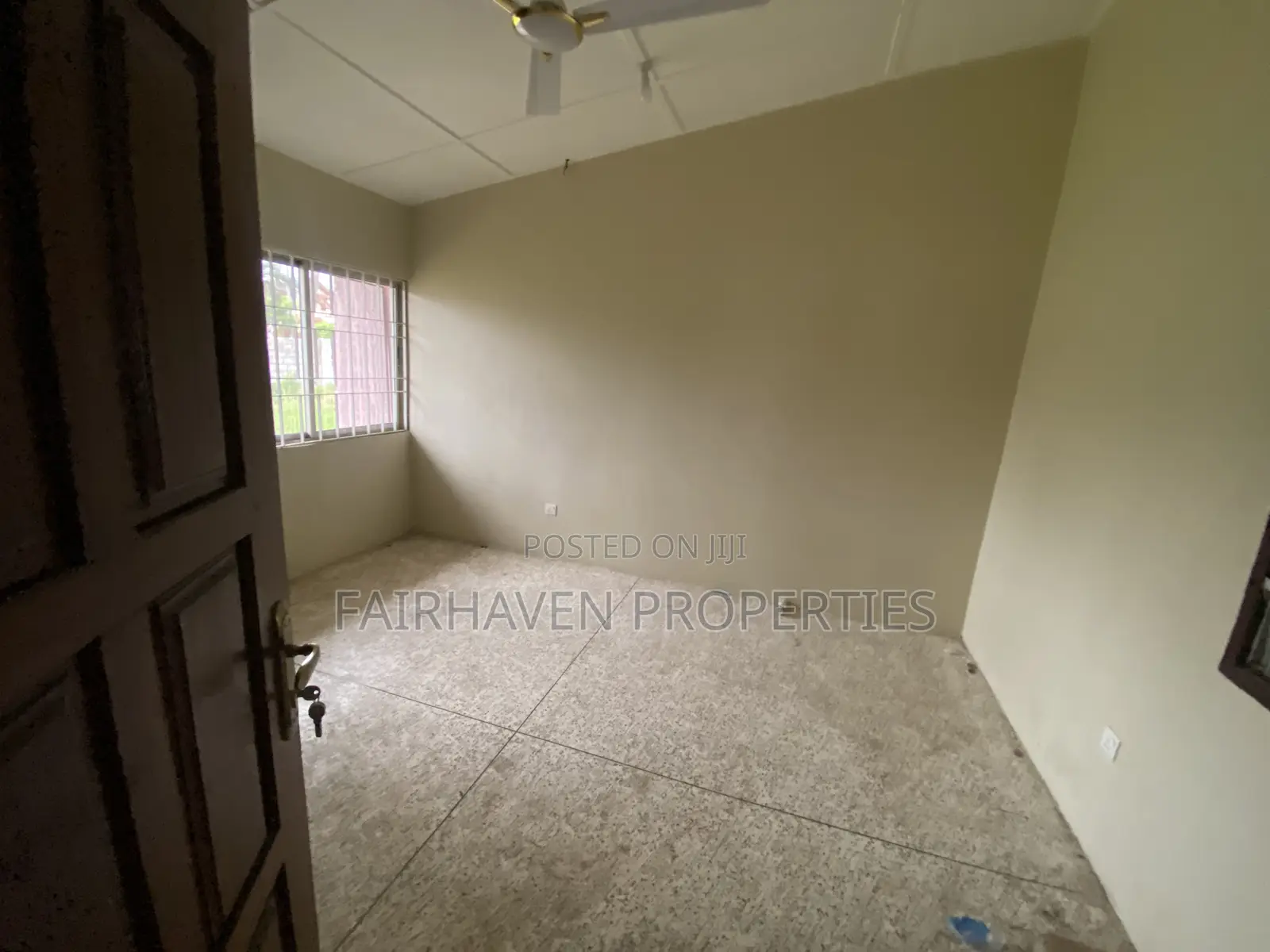 Space for Rent (5 Bedrooms) for Office, Restaurant